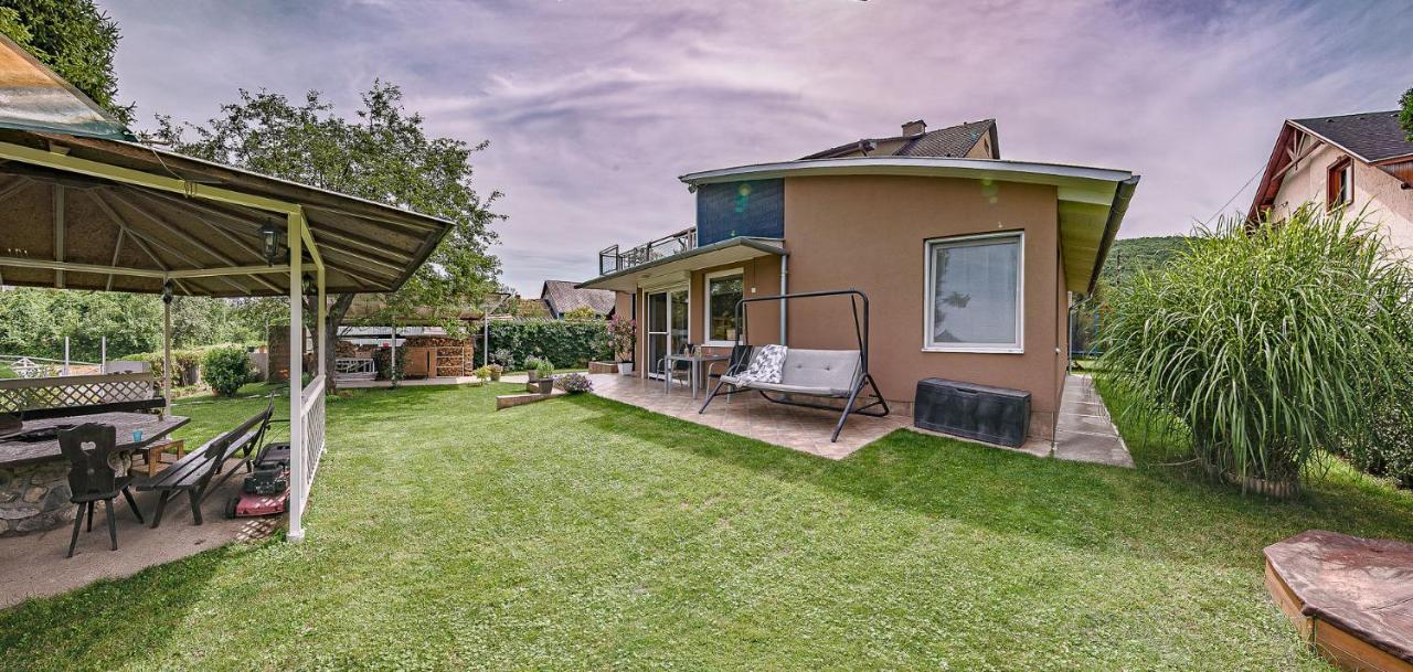 Riverside Apartman**** Μίσκολτς Εξωτερικό φωτογραφία